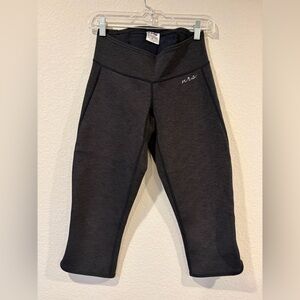 NRS Women’s Grey HydroSkin 0.5 Diving Capris - Medium